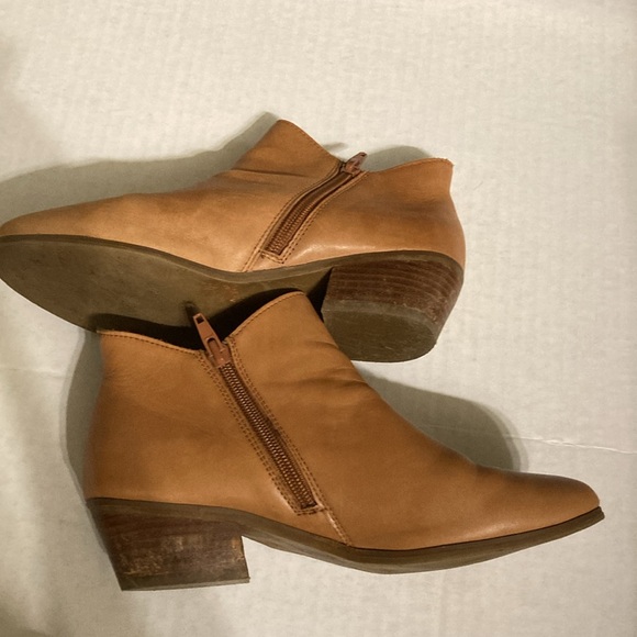 Jack Rogers tan leather booties size 6.5M - Picture 9 of 12